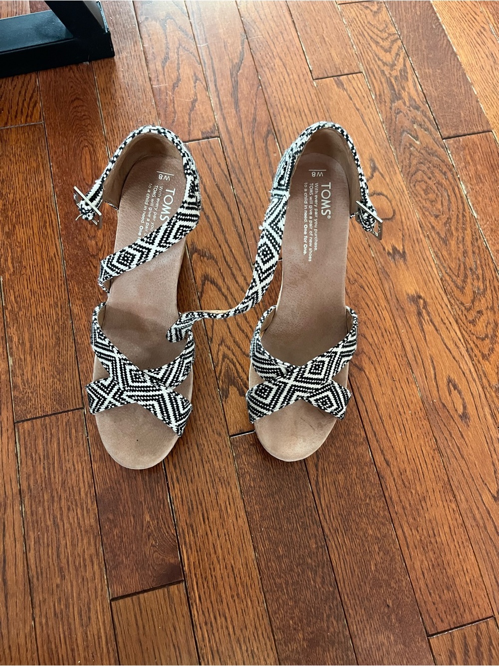 TOMS Black & White Geo Strap Ankle Sandals